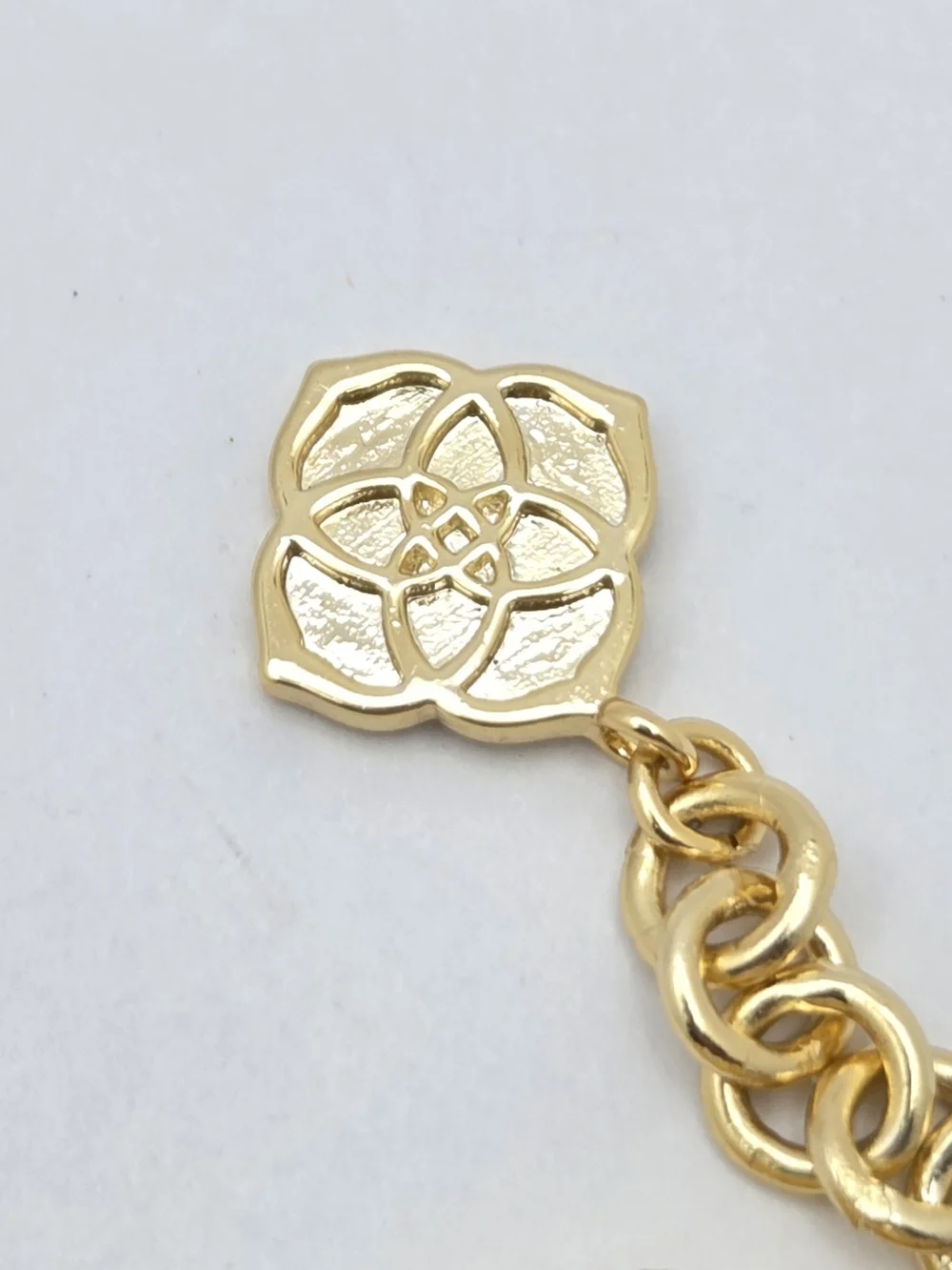Kendra Scott Gold Tone White Banded Agate Link Bracelet